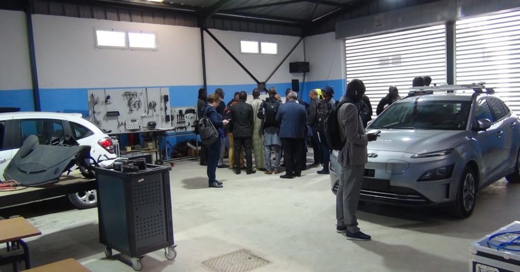 Dans le cadre de son ouverture à la coopération interinstitutionnelle et internationale, l’EST d (1)